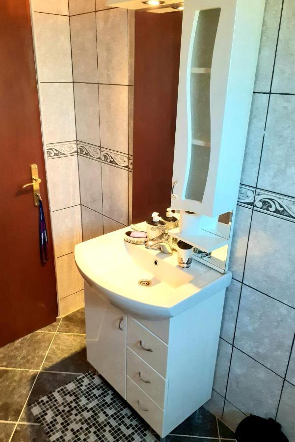 Domacinstvo Sindelic Hotel Ivanjica Luaran gambar